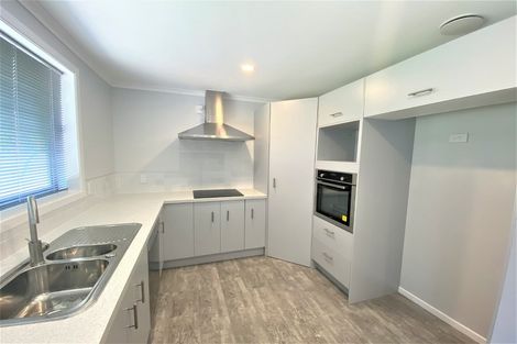 Photo of property in 24 Caltra Place, East Tamaki, Auckland, 2016