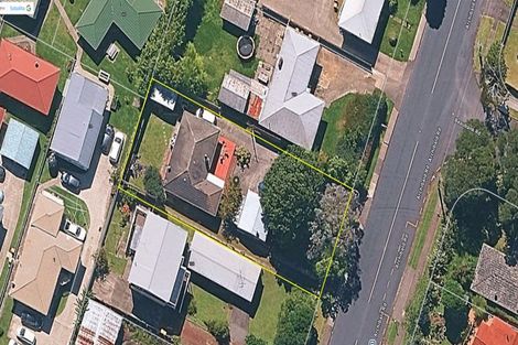 Photo of property in 108 Archibald Road, Kelston, Auckland, 0602