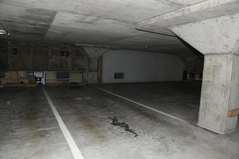 Photo of property in Metro Apartments, 13/220 Thorndon Quay, Pipitea, Wellington, 6011