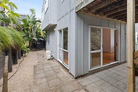 Photo of property in 290b Oceanbeach Road, Mount Maunganui, 3116