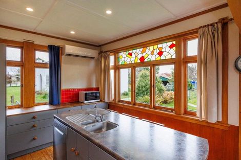 Photo of property in 42 Harris Street, Marton, 4710