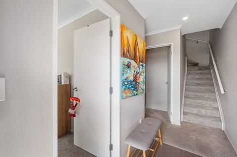 Photo of property in 1 Tindalls Bay Road, Tindalls Beach, Whangaparaoa, 0930