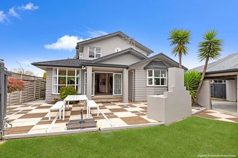 Photo of property in 52 John F Kennedy Drive, Milson, Palmerston North, 4414