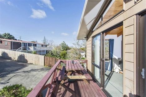 Photo of property in 104a Waimumu Road, Massey, Auckland, 0614