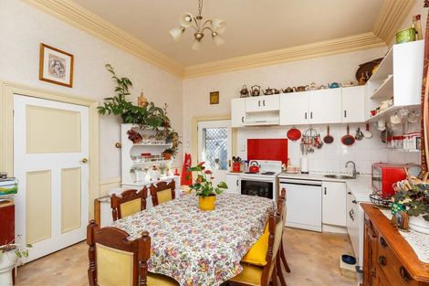 Photo of property in 30 Rhodes Street, Waimate, 7924