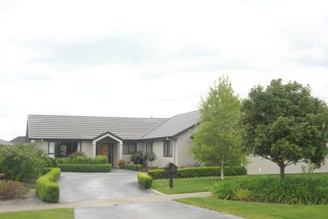 Photo of property in 5 Lucombe Place, Cambridge, 3434