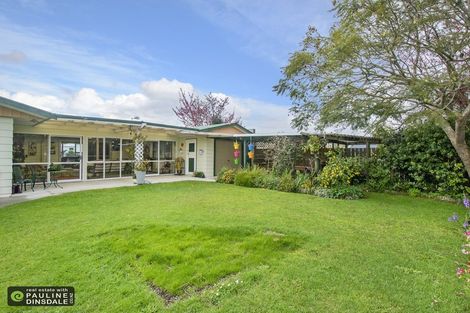 Photo of property in 18 Tait Street, Te Kamo, Whangarei, 0112