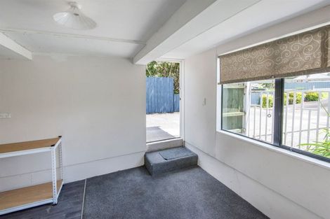 Photo of property in 20 Bay Street, Red Beach, 0932