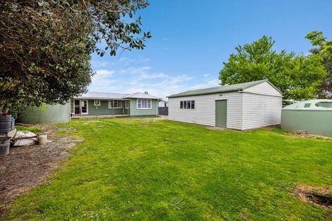 Photo of property in 10 Atkins Street, Patutahi, Gisborne, 4072