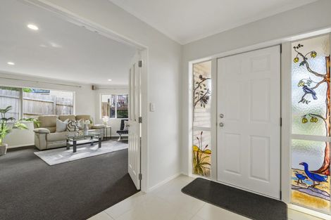 Photo of property in 7 Louvain Place, Greenhithe, Auckland, 0632