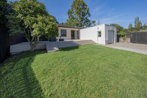 Photo of property in 90a Godley Road, Green Bay, Auckland, 0604