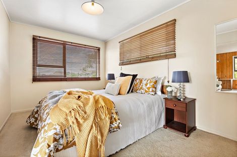 Photo of property in 3 Fielding Crescent, Farm Cove, Auckland, 2012