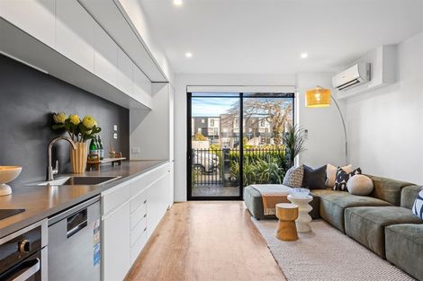 Photo of property in 8/283 Brougham Street, Sydenham, Christchurch, 8023