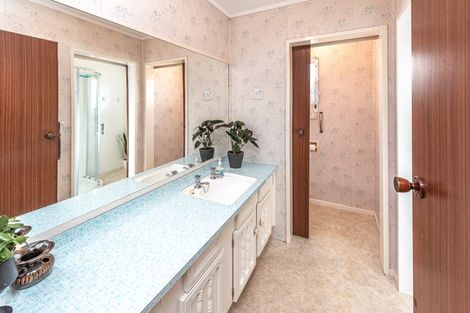 Photo of property in 4 Miro Street, Castlecliff, Whanganui, 4501