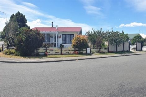 Photo of property in 1 Seadown Crescent, Amberley, 7410