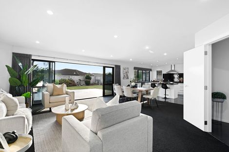 Photo of property in 5 Briar Rose Court, Huntington, Hamilton, 3210