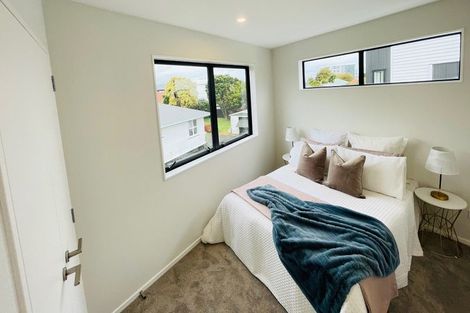 Photo of property in 1/39 Graham Avenue, Te Atatu Peninsula, Auckland, 0610