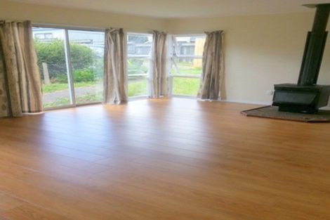 Photo of property in 36a Kingdale Road, Henderson, Auckland, 0610