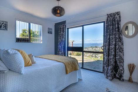 Photo of property in 7 Admiralty Street, Crofton Downs, Wellington, 6035