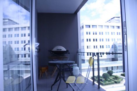 Photo of property in Sanctum Apartment, 10 Ebor Street, Te Aro, Wellington, 6011