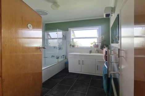 Photo of property in 908 Sylvan Road, Mayfair, Hastings, 4122