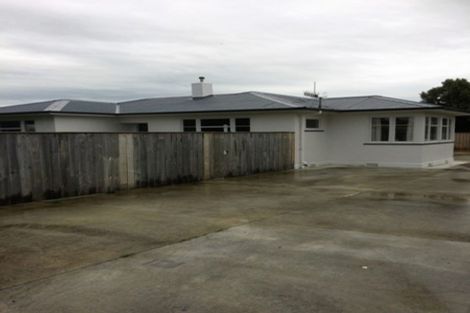 Photo of property in 56 Shamrock Street, Takaro, Palmerston North, 4412