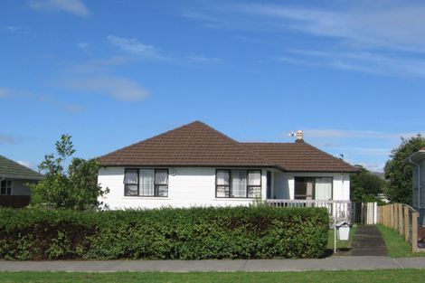 Photo of property in 77 Farringdon Street, Glen Innes, Auckland, 1072