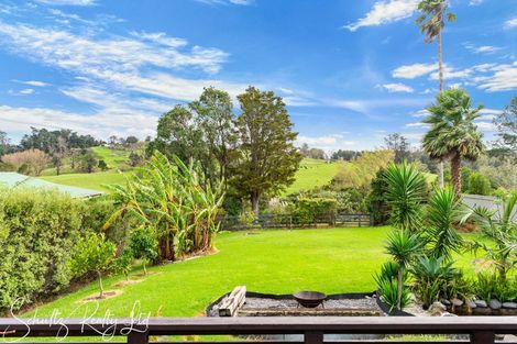 Photo of property in 9 Whaka Street, Maungaturoto, 0520