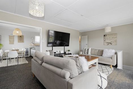 Photo of property in 1 Huia Street, Piopio, 3912