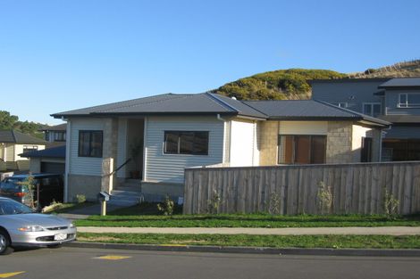 Photo of property in 80 Erlestoke Crescent, Churton Park, Wellington, 6037