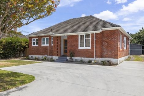 Photo of property in 29 Churton Crescent, Taita, Lower Hutt, 5011