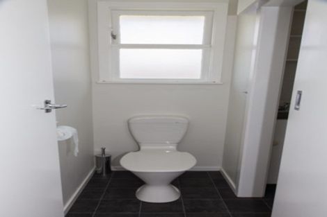 Photo of property in 1 Patea Place, Terrace End, Palmerston North, 4410