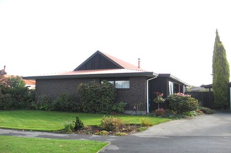 Photo of property in 24 Sayers Crescent, Ilam, Christchurch, 8041