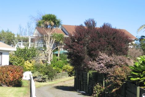 Photo of property in 36 Bluewater Place, Wattle Downs, Auckland, 2103