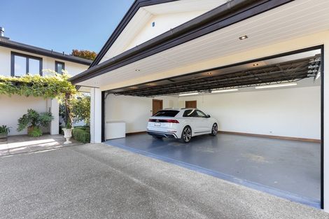 Photo of property in 19 Tosswill Road, Tahunanui, Nelson, 7011