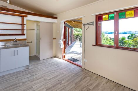 Photo of property in 75 Harbour View Road, Coromandel, 3581