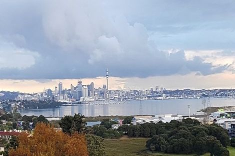 Photo of property in Frank Sargeson Apts, 407/80 Anzac Street, Takapuna, Auckland, 0622