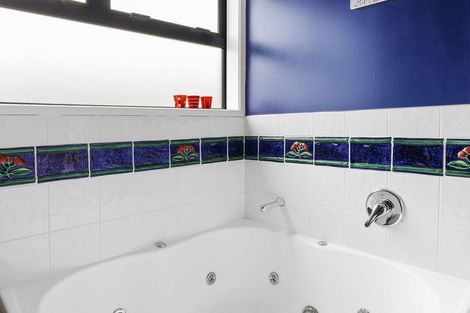 Photo of property in 38 Hamurana Road, Omokoroa, 3114