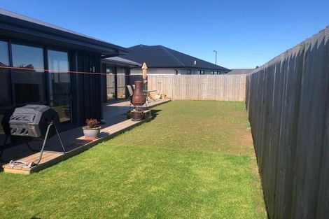 Photo of property in 62 Prestons Park Drive, Marshland, Christchurch, 8083