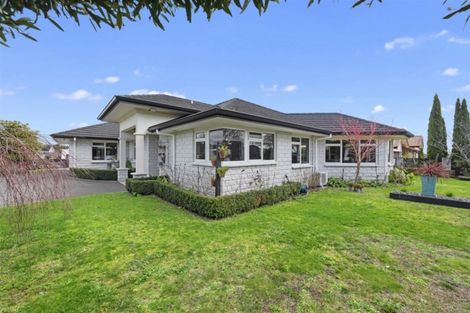 Photo of property in 2 Redhaven Place, Bethlehem, Tauranga, 3110