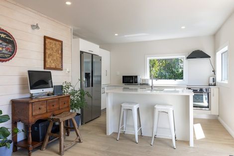 Photo of property in 11 Ranui Street, Waikawa, Picton, 7220