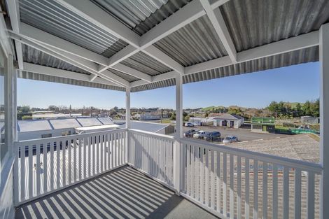 Photo of property in 69 Charlotte Street, Takapau, 4203