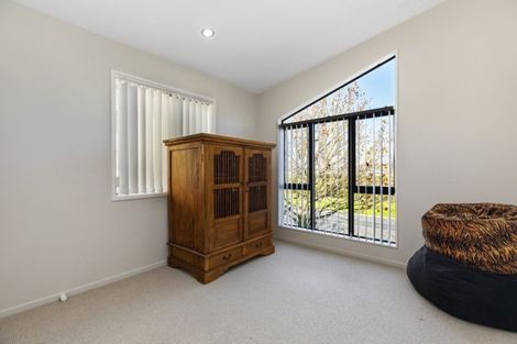 Photo of property in 33 Agapanthus Place, Flat Bush, Auckland, 2016