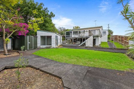 Photo of property in 1 Hammond Avenue, Hatfields Beach, Orewa, 0931