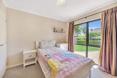 Photo of property in 90 Russell Robertson Drive, Havelock North, 4130