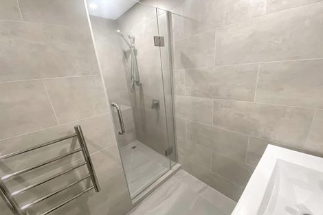 Photo of property in 2/20 Esplanade, Sumner, Christchurch, 8081