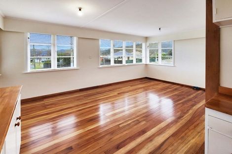 Photo of property in 270 Waddington Drive, Naenae, Lower Hutt, 5011