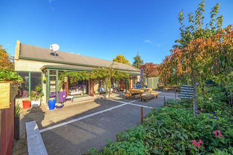 Photo of property in 1 Strachan Way, Highbury, Palmerston North, 4412