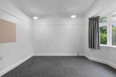 Photo of property in 313 Karori Road, Karori, Wellington, 6012