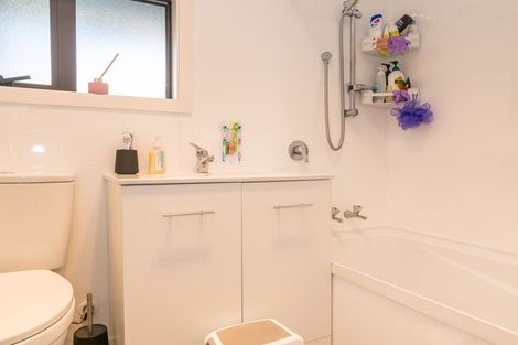 Photo of property in 485 Kaikorai Valley Road, Bradford, Dunedin, 9011